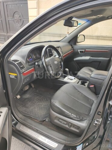 Hyundai Santa Fe-8