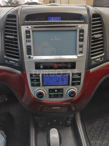 Hyundai Santa Fe-10