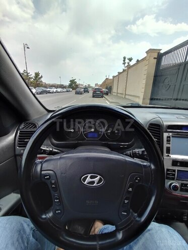 Hyundai Santa Fe-14