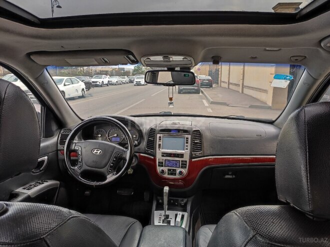 Hyundai Santa Fe-11