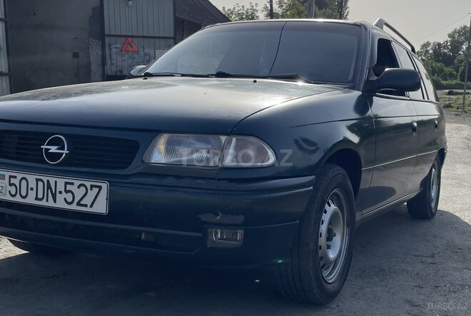 Opel Astra 1997, 250,000 km - 1.6 л - Balakən
