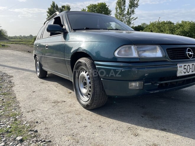 Opel Astra 1997, 250,000 km - 1.6 л - Balakən