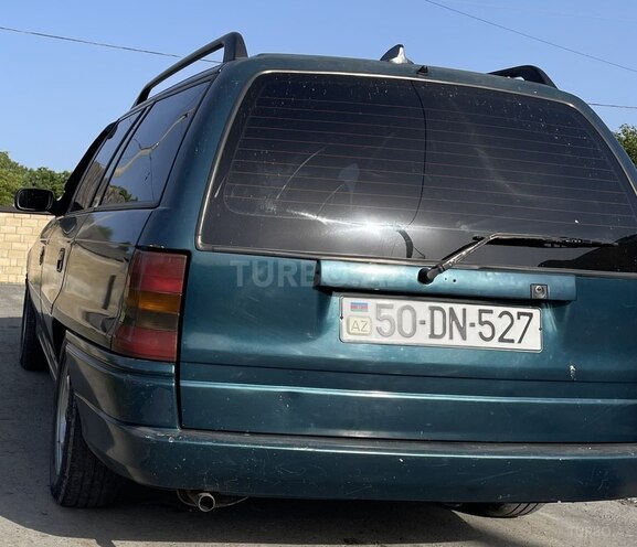 Opel Astra 1997, 250,000 km - 1.6 л - Balakən