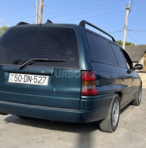 Opel Astra 1997, 250,000 km - 1.6 л - Balakən