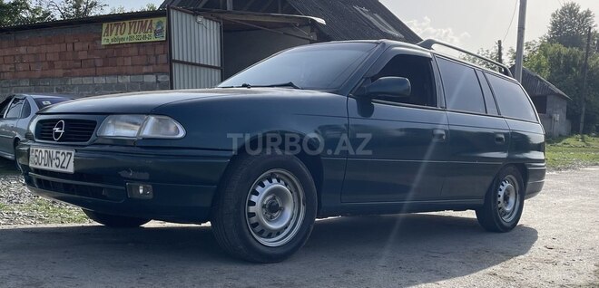 Opel Astra 1997, 250,000 km - 1.6 л - Balakən