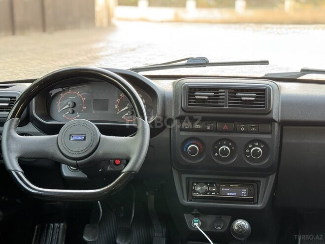LADA (VAZ) Niva 2020, 37,000 km - 1.7 l - Gəncə