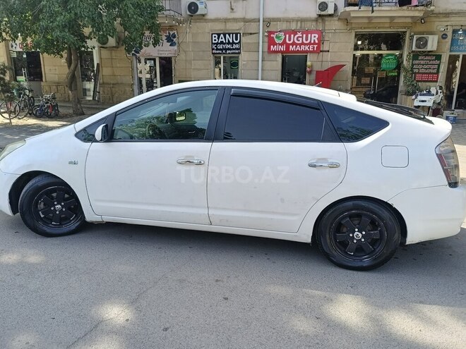 Toyota Prius 2009, 250,000 km - 1.5 l - Gəncə