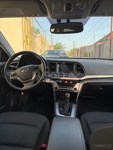 Hyundai Elantra 2017, 183,000 km - 2.0 л - Bakı
