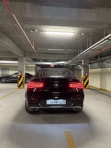 Mercedes GLC 250 4MATIC 2018, 61,000 km - 2.0 l - Bakı