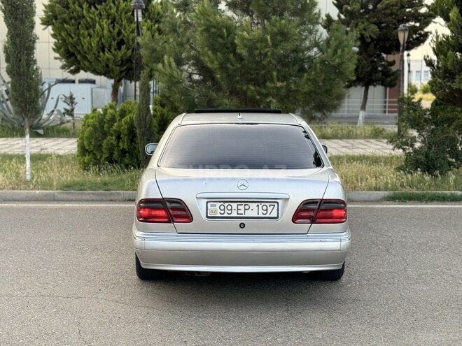 Mercedes E 200 2001, 396,000 km - 2.0 л - Saatlı