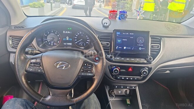 Hyundai Accent 2021, 133,000 km - 1.6 l - Bakı