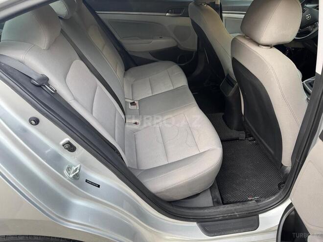 Hyundai Elantra 2016, 120,171 km - 2.0 л - Bakı