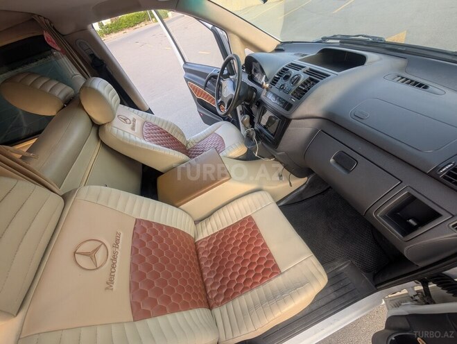 Mercedes Vito 115 2012, 298,000 km - 2.2 л - Bakı