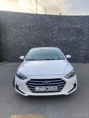 Hyundai Avante 2018, 180,000 km - 1.6 л - Bakı
