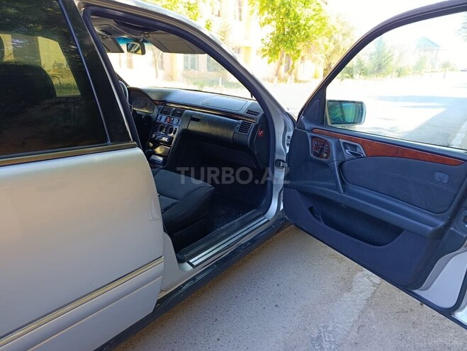 Mercedes C 300 d 1997, 325,642 km - 3.0 l - Sumqayıt