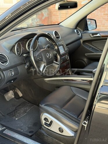 Mercedes ML 350 4MATIC 2010, 190,000 km - 3.5 l - Gəncə