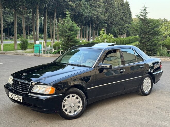 Mercedes C 230 1999, 261,150 km - 2.3 l - Masallı