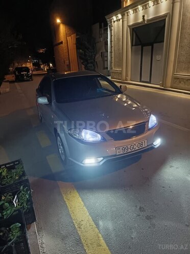 Daewoo Gentra 2013, 380,000 km - 1.5 l - Bakı
