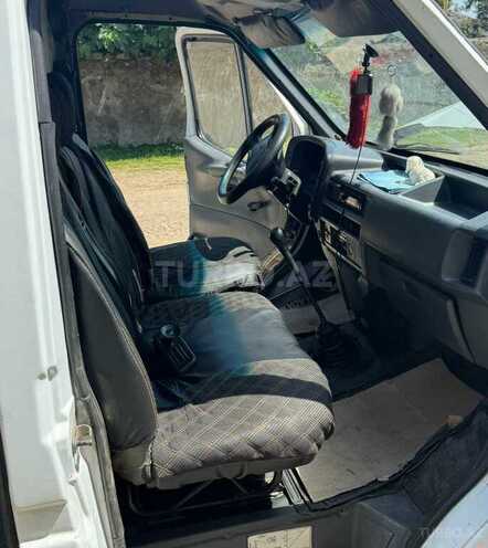 Ford Transit 1993, 685,856 km - 2.5 l - Astara
