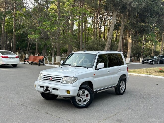 Mitsubishi Pajero io 1999, 298,050 km - 1.8 л - Bakı