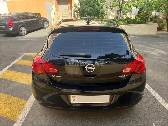 Opel Astra 2012, 274,000 km - 1.3 l - Bakı