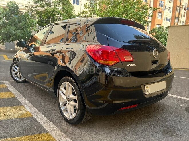 Opel Astra 2012, 274,000 km - 1.3 l - Bakı
