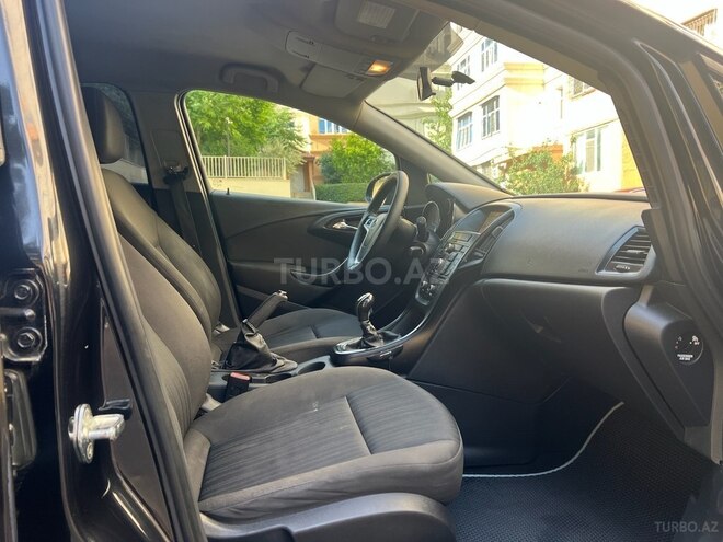 Opel Astra 2012, 274,000 km - 1.3 l - Bakı