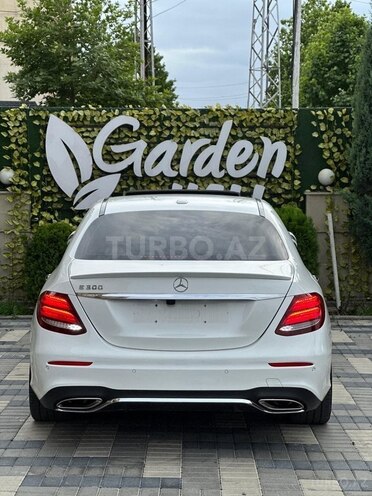 Mercedes E 300 2017, 170,000 km - 2.0 l - Gəncə
