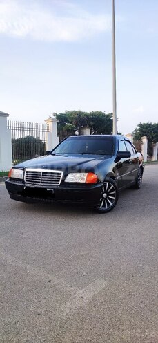 Mercedes C 200 2000, 357,000 km - 2.0 l - Bakı