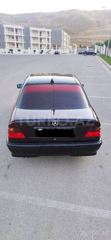 Mercedes C 200 2000, 357,000 km - 2.0 l - Bakı