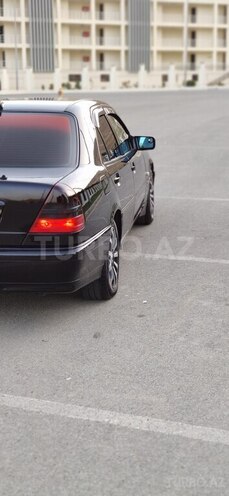 Mercedes C 200 2000, 357,000 km - 2.0 l - Bakı