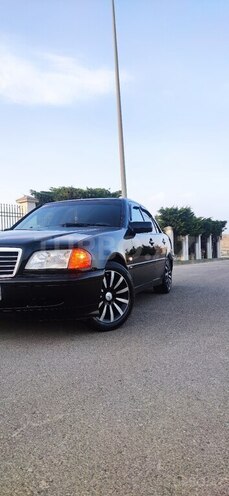 Mercedes C 200 2000, 357,000 km - 2.0 l - Bakı