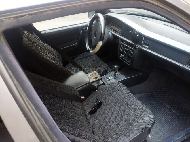 Mercedes 190 1989, 207,027 km - 2.0 l - Bakı