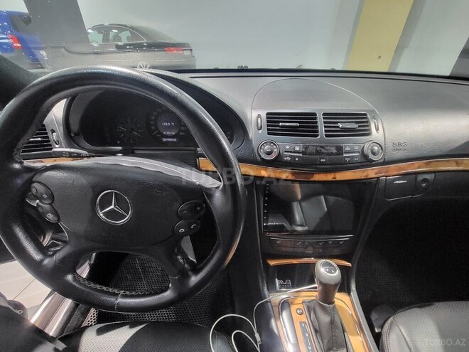 Mercedes E 200 d 2004, 324,700 km - 2.2 l - Sumqayıt