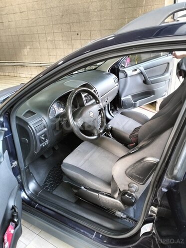 Opel Astra 2003, 280,000 km - 1.6 л - Qax