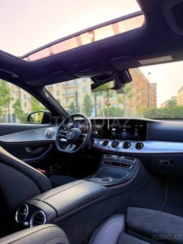Mercedes E 300 de-7