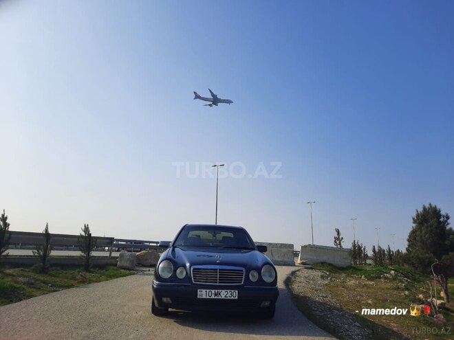 Mercedes E 230 1997, 258,000 km - 2.3 l - Bakı