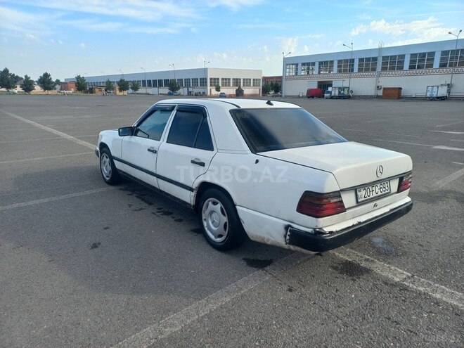 Mercedes E 200 d 1993, 701,000 km - 2.0 л - Gəncə