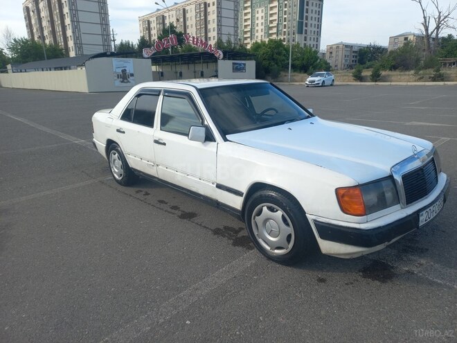 Mercedes E 200 d 1993, 701,000 km - 2.0 л - Gəncə