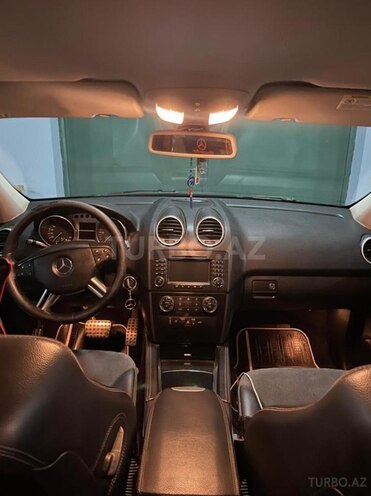 Mercedes ML 320 2006, 286,000 km - 3.0 l - Zaqatala