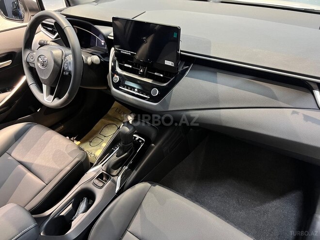 Toyota Corolla-12