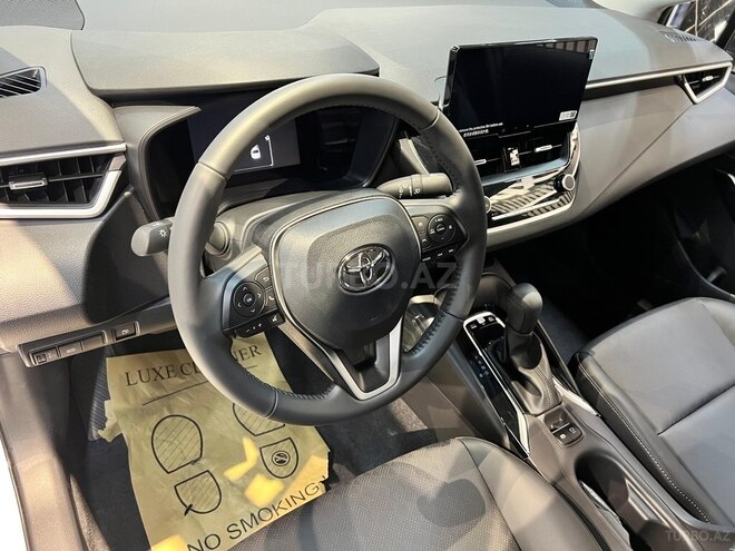 Toyota Corolla-13