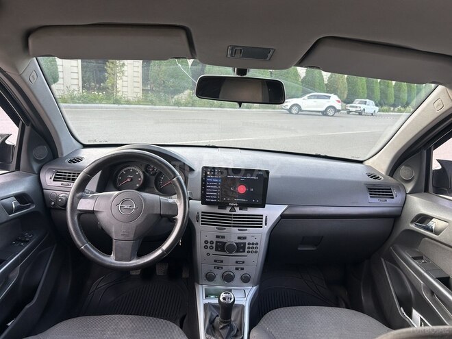 Opel Astra 2010, 156,000 km - 1.3 l - Gəncə