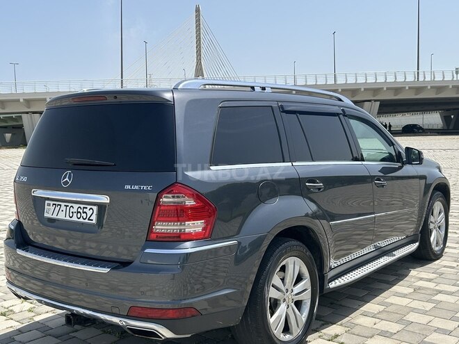 Mercedes GL 350 4MATIC 2011, 328,000 km - 3.0 l - Bakı