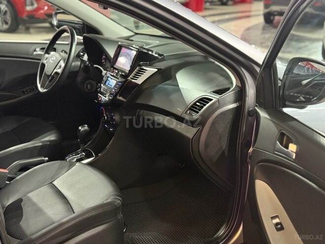 Hyundai Accent 2015, 108,000 km - 1.4 l - Bakı