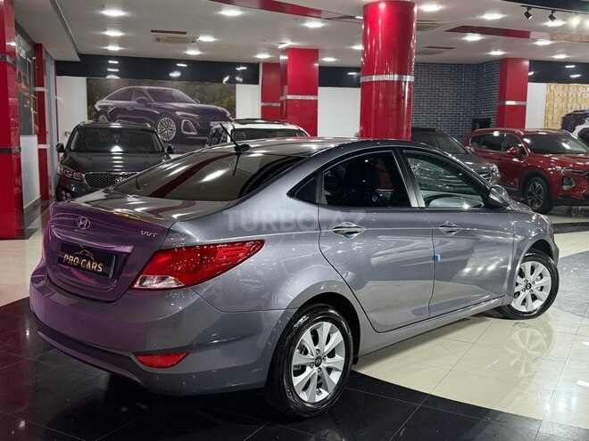 Hyundai Accent 2015, 108,000 km - 1.4 l - Bakı