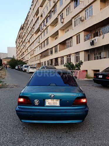 BMW 735 1996, 258,000 km - 3.5 l - Bakı
