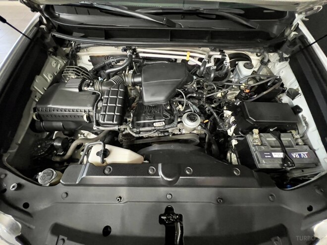 Toyota Land Cruiser Prado-15
