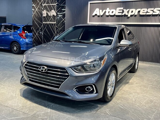 Hyundai Accent-5