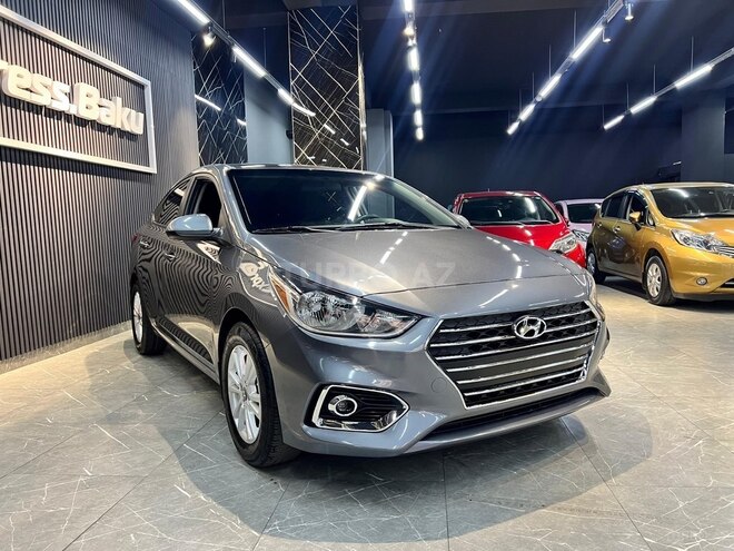 Hyundai Accent-8